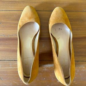 Cole Haan Suede Block 2" Heel Shoes. Camel Brown. Size 9B. Lightly Used.
